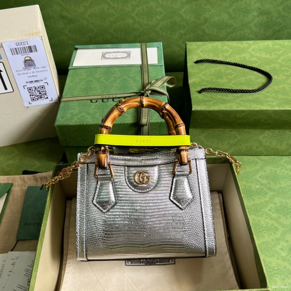 Hyper Peter lizard Gucci mini Diana bag 0715